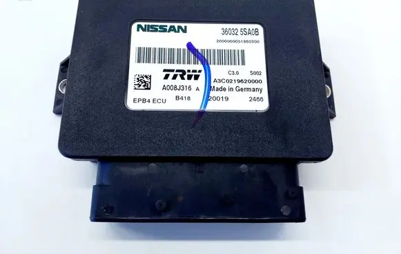 Nissan Leaf II (ZE1) Rear brake EMF control unit/module 360325SA0B