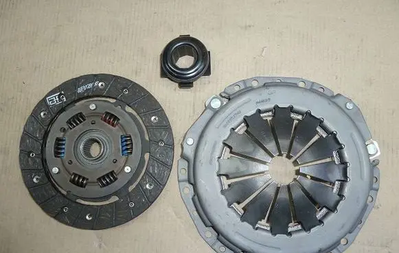 Mitsubishi Space Star Clutch set kit 3000951540SATZ