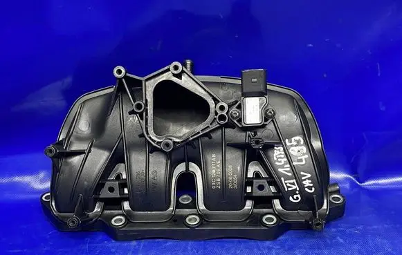 Volkswagen Golf VI Intake manifold 03C129711AB 038906051C