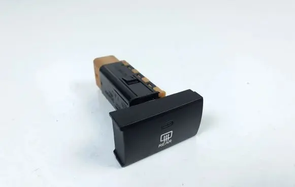 Hyundai Santa Fe Windscreen/window heater switch 202002962 KL5780