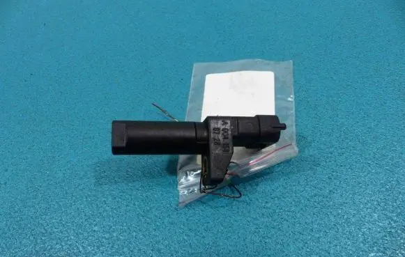Mercedes-Benz S W221 Crankshaft position sensor A0041538728 IMPRK813832