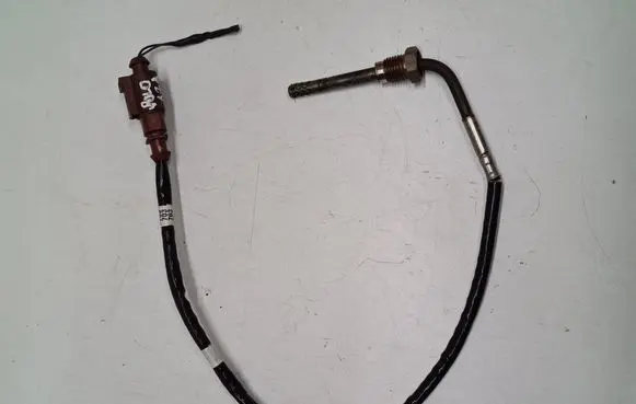 Volkswagen Polo V 6R Exhaust gas temperature sensor 03P906088E