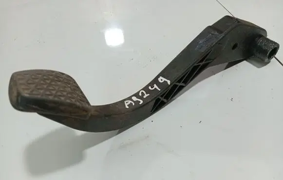 Opel Astra G Brake pedal 
