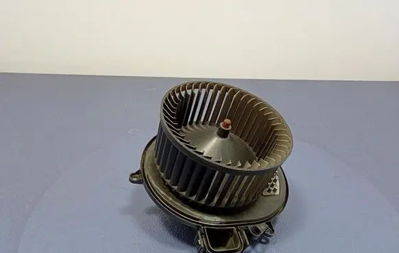 BMW 7 F01 F02 F03 F04 Heater fan/blower 9319919