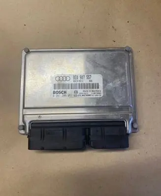 Audi A4 S4 B6 8E 8H Engine control unit/module 8E0907557 26SA7577 0261206051