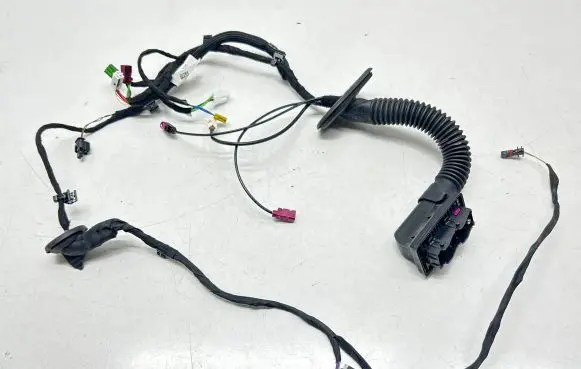 Mercedes-Benz EQC Rear door wiring loom A2035401063