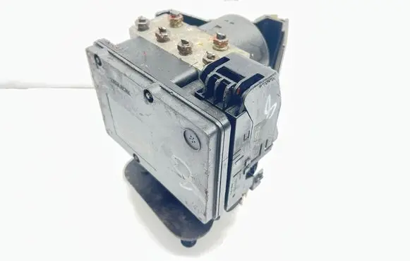 Mercedes-Benz R W251 ABS Pump A2515450832