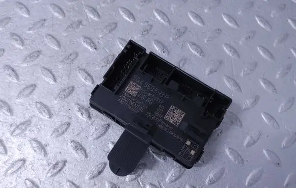 Skoda Karoq Door control unit/module 5Q4959593P A2C7770830300