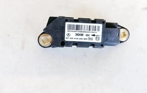 Mercedes-Benz C W203 Airbag deployment crash/impact sensor 0018209126 303499