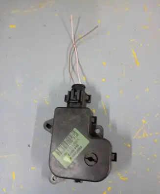 Renault Espace - Grand espace IV Air flap motor/actuator 7701206536 52485400 0J0031438A