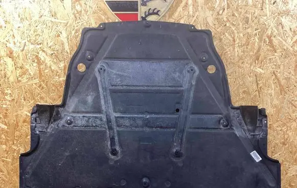 Porsche 992 Engine splash shield/under tray 992825521f