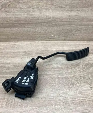 Volvo S40, V40 Accelerator throttle pedal 30865642 6PV008301