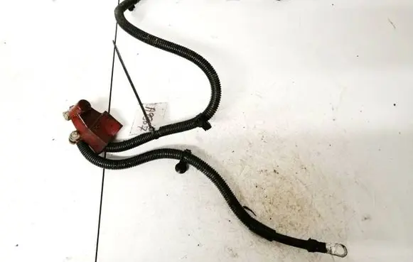 Opel Astra H Positive cable (battery)