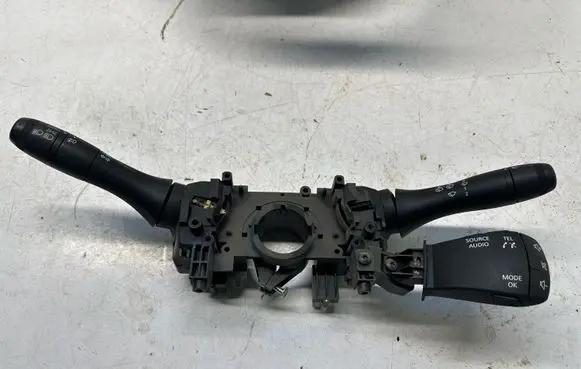 Dacia Duster II Other switches/knobs/shifts 255678207R
