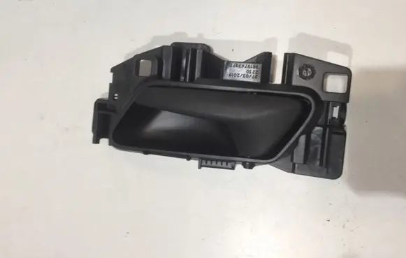 Peugeot Partner Front door interior handle 9819743977