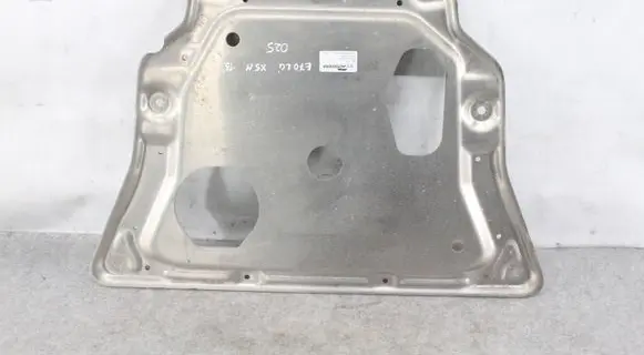 Engine splash shield/under tray