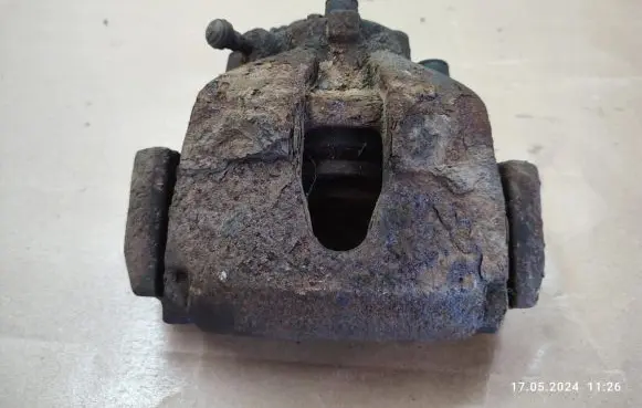 Honda Accord Front brake caliper