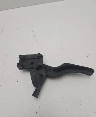 Opel Astra H Engine bonnet (hood) release handle 218186591