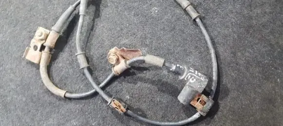 Hyundai Sonata ABS brake wheel speed sensor 9567533000 95675-33000