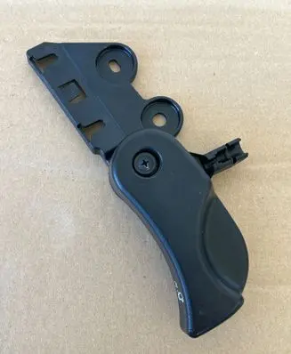 BMW 1 F20 F21 Engine bonnet (hood) release handle 7221913 PA66GF30 17365810