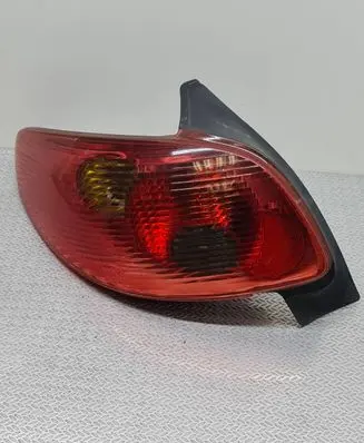 Peugeot 206 Rear/tail lights 2563