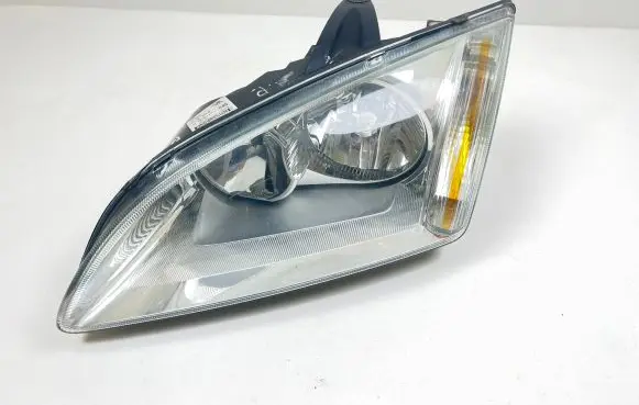 Ford Focus Headlight/headlamp 4M5113W030AD 10178 0907S
