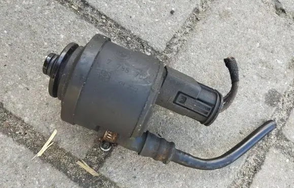 BMW 7 E65 E66 Fuel filter heater 7788702