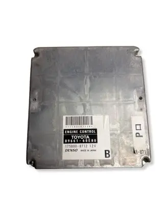 Toyota Land Cruiser (J120) Engine control unit/module 1758008712 8966160E80