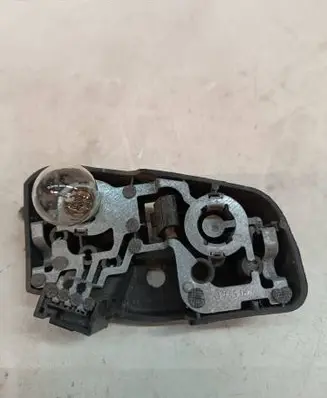 BMW 3 E46 Tail light bulb cover holder 388570R 32CP