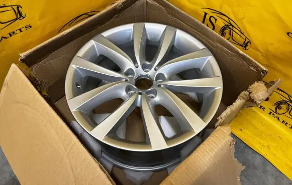 BMW 5 F10 F11 R19 alloy rim 