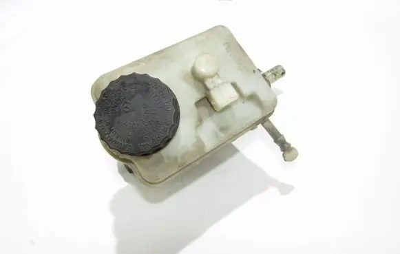 Mercedes-Benz Vito Viano W638 Master brake cylinder A0024312802