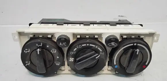 Toyota Avensis T250 Climate control unit 5590005121 MB1465703780