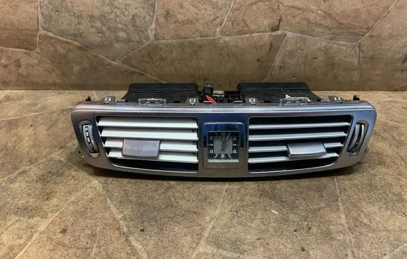 Mercedes-Benz CLS C218 X218 Other center console (tunnel) element A2188300754