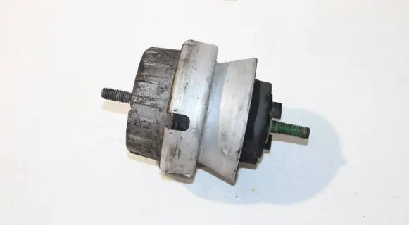 Audi A6 S6 C6 4F Engine mount bracket 4F0199379K