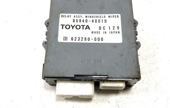 Lexus RX 300 Window wiper relay 8594048010 623290000