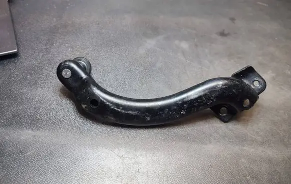 Renault Trafic II (X83) Sliding door upper roller guide/hinge D312370J