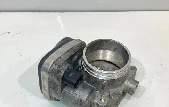 BMW 5 E60 E61 Throttle valve 7502444 190902 408238425004