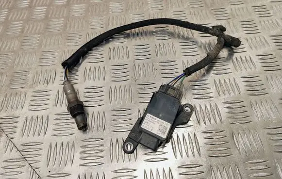 Peugeot 308 Lambda probe sensor 9811207180 0281006853