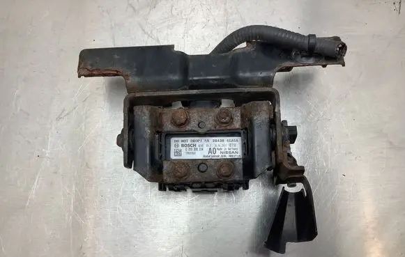 Nissan Qashqai Distronic sensor radar 284384EA5A 0203300114 39R03868