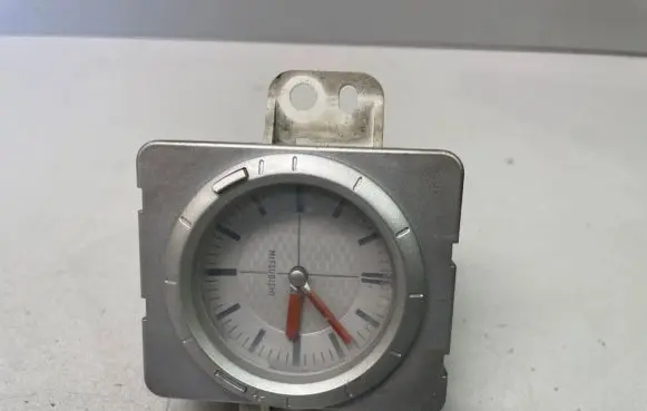Mitsubishi Outlander Clock MR9797962990