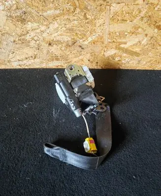 Volkswagen Eos Front seatbelt 1Q2857705B
