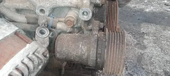 Mazda CX-7 Generator/alternator belt tensioner