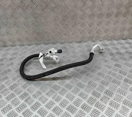 Volvo XC40 Air conditioning (A/C) pipe/hose 32289940