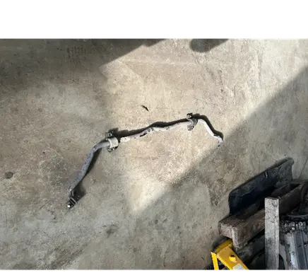 Opel Grandland X Front anti-roll bar/sway bar 9812361680