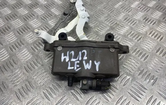 Mercedes-Benz E W212 Engine bonnet/hood hinges A2129067701