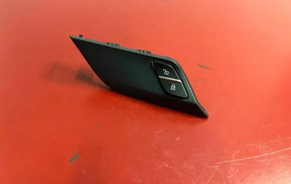 BMW X5 F15 Central locking switch button 6801352