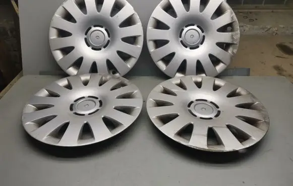 BMW 3 E46 R15 wheel hub/cap/trim 3613109715004 36131097150 1097150