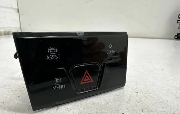 Volkswagen Golf VIII Hazard light switch 5H0925200P