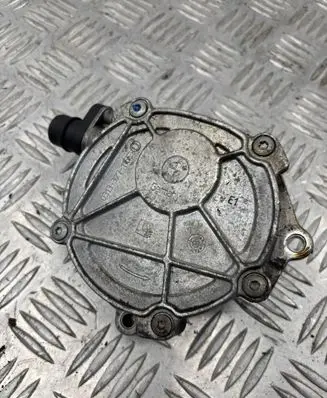 Vacuum pump