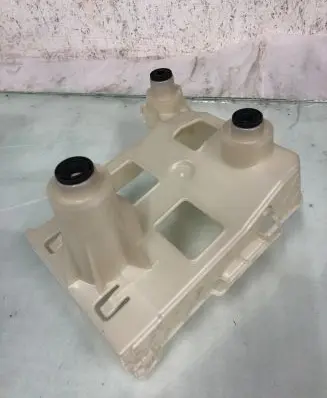 Opel Mokka B Battery box tray 9826238280